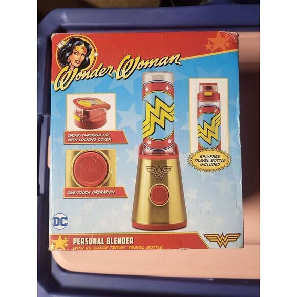 Rare Wonder Woman Personal Travel Blender DC Official - Picture 3 of 4